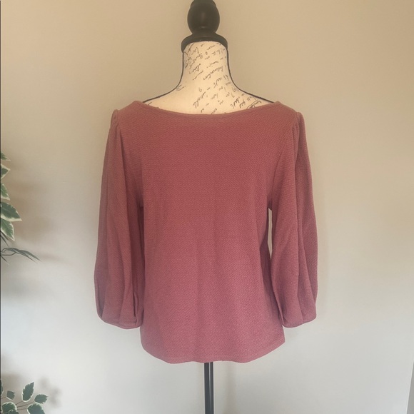 Green Envelope Los Angeles Rose Knit Top - Picture 3 of 3